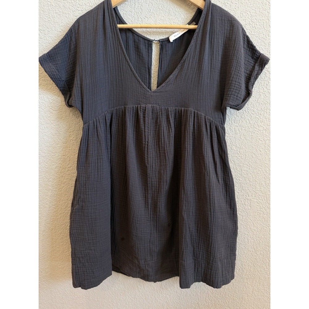 Mustard Seed Short Sleeve V-Neck Textured Romper in Charcoal